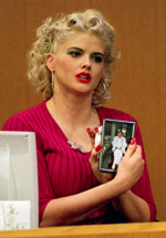 Anna Nicole Smithâ€™s Autopsy Report To Be Released Monday