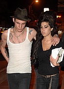 Amy Winehouse & Blake Fielder-Civil @ Walgreens in Miami