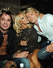 Tommy Lee & Pam Anderson in Vegas