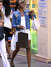 Naomi Campbell Shopping in St. Tropez