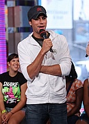Enrique Iglesias on TRL - August 14, 2007